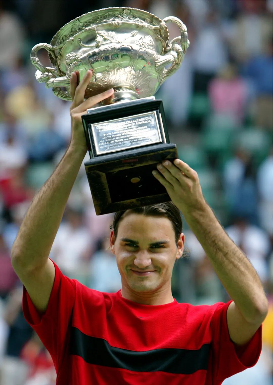 关于费德勒在阿森纳比赛中比分优势明显，大胜引发热议！的信息