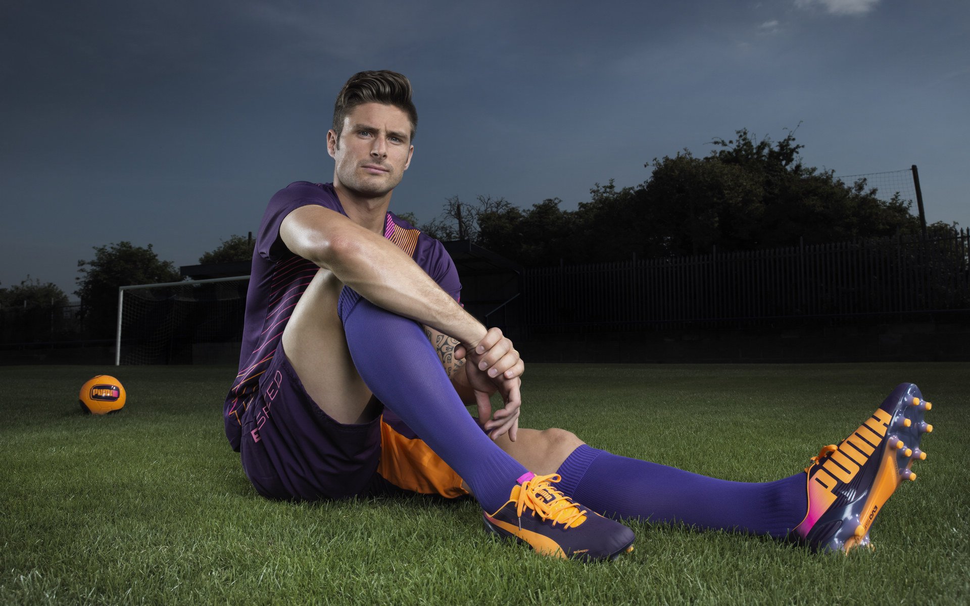 德约科维奇回归赛场，连败首场状态亮眼，西班牙队观众沸腾！